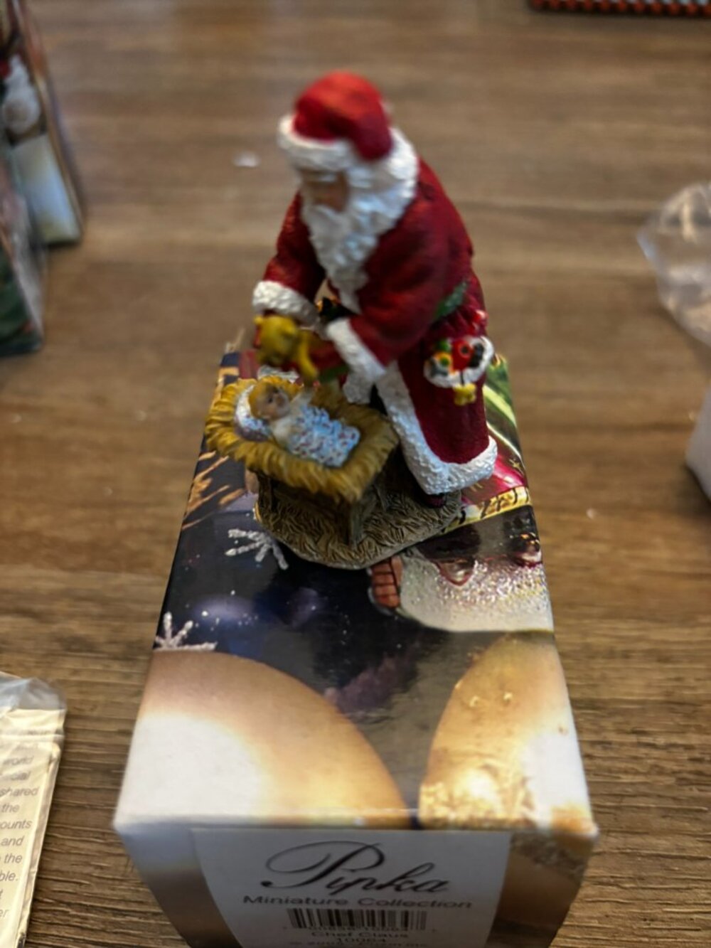 Pipka Prizm miniature Santa and The Christ Child MIB 10062